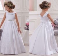 Wholesale Hot Flower Girl Dress White A Line Bow Sash Sleeveless Solid Scoop Girls First Communion Dress Hot Sale Vestido De Comunion Embroidery