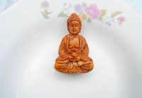 Wholesale Chinese ancient carving statues decorated yellow jade Buddha waist pendant necklace pendant