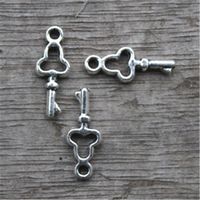 50 tibetische Silber Schlüssel Charms Anhänger Halskette Armband