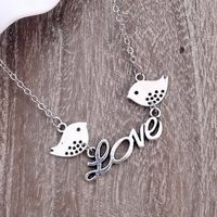 Wholesale Fashion LOVE Bird Pendant Necklaces For Ladies Antique Silver Gift Idea