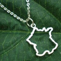 Wholesale 10pcs France Country Map charm Pendant Necklace Hollow Outline European Pride French Geography Paris Map Necklaces jewelry