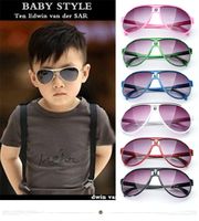 Wholesale Kids Sunglasses Baby Boys Girls Fashion Brand Designer Sunglasses Kids Sun Glasses Beach Toys UV400 Sunglasses Sun Glasses D009