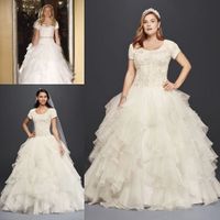 Wholesale 2020 Elegant Oleg Cassini Organza A Line Wedding Dresses Short Sleeves Lace Tiered Skits Plus Size Sweep Train Garden Country Bridal Gowns