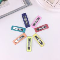 Wholesale 200PCS Cute quot Small Snap Hair Clips Pet Grooming Products Dog Cat Puppy Short Hair clip Random Color