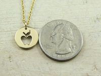 Wholesale Hollow Apple in Circle Necklaces Gold Silver Apple Round Coin Pendant Jewelry Accessory Necklaces for Ceremony Gift