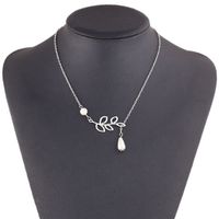 Wholesale Top Quality Hollow Leaves Shaped Simulated Pearl Women Necklace With Sexy Clavicle Chain Silver Plated Jewelery
