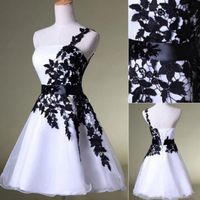 Wholesale 2020 New Cheap Short Homecoming Dresses White and Black One Shoulder Lace Belt Beaded Tulle Prom Gowns Cocktail th College Graduation Dress