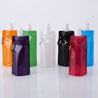 Wholesale new Collapsible Water Bottle with Carabiner Clip Flat Hydration Soft Canteen outdoor Foldable Drinking bag BPA Free