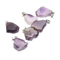 Wholesale 100pcs mm Natural Stone Charms Pendant Unique Amethysts Purple Crystal Irregular stone pendant for DIY Necklaces For Jewelry Making