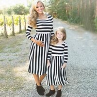 Wholesale Family Matching Dress Outfits Newest Long Sleeve Black and White Striped Mother And Daughter Clothes Mom Baby Casual Dresses