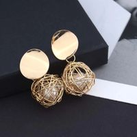 Wholesale New Vintage Exaggerate Hollow Big Circle Alloy Dangle Pearl Long Earrings Matte Gold Drop Women Earrings Party Jewelry
