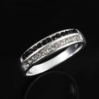Wholesale New Arrival Luxury Austria Crystal Silver Ring Sterling Silver With Black And White Diamond Size