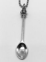 Wholesale Alice Wonderland Crown Inspired Mini Tea Spoon Snuff Necklace Vintage Silver Ball Chain Necklace Pendants For Women Accessories Jewelry Gift
