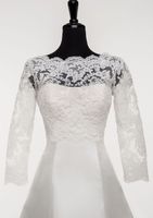 Wholesale 2018 scallop neck Wedding Bridal Bolero Jacket Wrap Shrug Cheap long Sleeves Lace Applique Sheer Jacket for Wedding Bride covered buttons