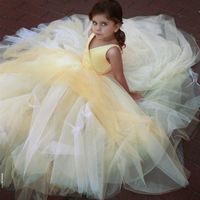 Wholesale Cute Ball Gown Girls Pageant Gowns Light Yellow V Neck Sleeveless Flower Girl Dresses For Wedding Baby Birthday Party Dress Custom Made