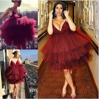 Wholesale Attractive Tier Tulle Burgundy Homecoming Dresses Spaghetti Straps Sleeveless Knee Length Cocktail Party Gowns Celebrity Mini Prom Dress