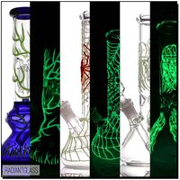 Wholesale Hookahs Luminous beaker bong glass types bongs with downstem oil rig dab water pipe tall small gift