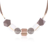 Wholesale Women Necklace Statement Necklaces Pendants Wood Beads Necklace For Women Jewelry western style fashion geometric choker necklace