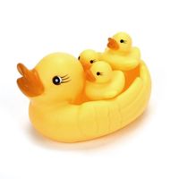 Wholesale Bath Toys Mummy Baby Yellow Floating Rubber Race Cute Ducks Family Duck Swimming For Baby Bathing Customized