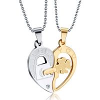 Wholesale Fashion Accessories Jewelry Gift Titanium Two Half Heart Puzzle Pendant Lovers Couple Pendant Necklace for Men Women