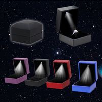Wholesale LED light ring box Hot Selling LED Lighted Earring Ring Gift Box Wedding Engagement Ring Jewelry Display light up diamond Surprising boxes
