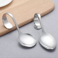 Wholesale Bent Cup Spoon Stainless Steel Western Food Scoops Lovely Creative Buffet Pure Color Portable Western Style wd J1