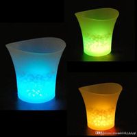Wholesale 5L Waterproof Plastic LED Ice Bucket Color Changing Bars Nightclubs LED LIGHT Beer Bucket Bars Night Party