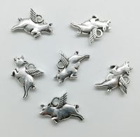 Wholesale Cute Flying Pig Alloy Charms Pendant Retro Jewelry Making DIY Keychain Ancient Silver Pendant For Bracelet Earrings mm