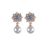 Wholesale European And American Style Latest Fashion Silver Needle Earrings Snowflake Pearl Earrings World Best Selling Temperament Jewelry