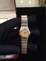 Wholesale NEW fashion dress watch for women stainless steel bracelet gold face quartz movement watches