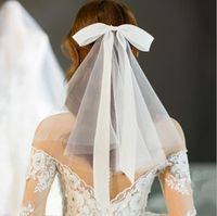 Wholesale New Bride Veil Plain Elegant Bow Simple White Veil Travel Shoot Crown Accessories Wedding Dress Yarn