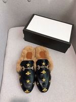 Wholesale 2019 WINTER Men Designer Genuine leather loafers Fur Luxury slipper with buckle women Princetown Casual Fur Mules Flats SLIPPERS SHOES