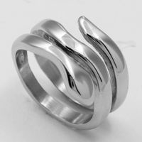 Wholesale 2020 New European and American Hot Selling Creative Snake Shaped Titanium Stainless Steel Ring Couples Mens and Womens Ring Head Hand Access