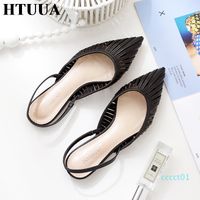 flat mules canada