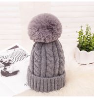 Wholesale Women s Winter Knit Hat Trendy Slouchy Beanie with Warm Fleece Lining Skull Chunky Soft Thick Cable Ski Cap in Color