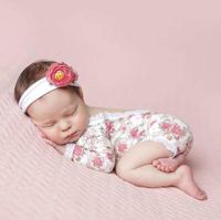 Wholesale Baby Girl Photography Props Infant Cute Newborn flowers Vest Lace Romper Bodysuit Pictures Clothing Monthly Photo Shoot Outfits