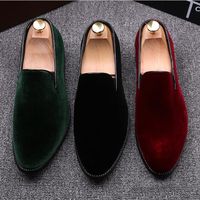 Wholesale New Men Dress Shoes Shadow Patent Leather Luxury Fashion Groom Wedding Shoes Men Luxury italian style Oxford Shoes