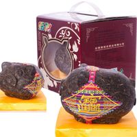 Wholesale High quality Puer Tea Carving Puer Craft Tea Chinese Lucky Gold Pig Craft Gift Raw Tea Fine Decoration