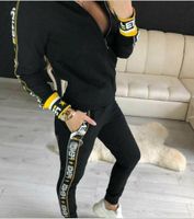 Jetzt Damen Trainingsanzüge für den Sport online shoppen bei Jetzt Damen Trainingsanzüge für den Sport online shoppen bei