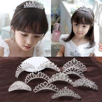 Niñas Bebés Princesa Princesa Corona Peines Mini Twinkle Rhinestone Diamante Corona Peine Del Pelo Pinza De Pelo Tiara Para La Boda Fiesta C6694 Niñas Bebés Princesa Princesa Corona Peines Mini Twinkle Rhinestone Diamante Corona Peine Del Pelo Pinza De Pelo Tiara Para La Boda Fiesta C6694