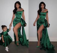 Wholesale Sexy Emerald Green Mermaid Prom Dresses Cheap High Side Split Off Shoulder Floor Length Party Prom Gowns Peplum Celebrity Evening Dresses