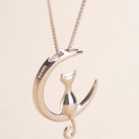 Wholesale Fashion Cute Animal Cat Moon Pendant Necklace Charm Silver Gold Color Box Chain Necklace Kitten Pet Lucky Jewelry For Women Gift
