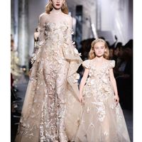 Wholesale Luxury Embroidered Prom Dresses D Flower Appliqued A Line Evening Gowns Sweep Train Sheer Long Sleeve Party Pageant Dress