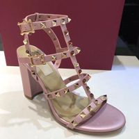 Wholesale Hot Sale New style riveted sexy sandals new style color thick heeled sandal lace box one mixed batch size