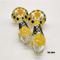 Wholesale 2019 NEW Glass Hand Pipe Hot Sale Luminous Yellow Flowers Bee Colored Hand Pipe aa