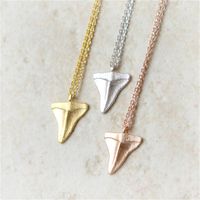 Wholesale Fashion gold Silver rose gold oil painting shark tooth pendant necklace high quality European American jewelry HJ263