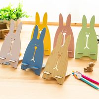 Wholesale DIY Cute Rabbit Wood Mobile Phone Charging Stand Movie and TV Mobile phone Accessories for Iphone