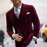 Wholesale Fashion Burgundy Velvet Groom Wear Slim Fit Double Breasted Peaked Lapel Mens Business Formal Prom Tuxedos Best Man Blazer Suit Piece