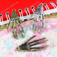 20//40pcs Retro style alloy scorpion charms Pendants 42x15mm