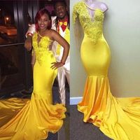 Wholesale Chic Yellow One Shoulder Long Sleeve Mermaid Prom Dresses Lace Applique Black Girls Junior Long Evening Gowns
